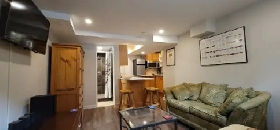 Studio Apartment for Rent on Bus Route, next to Park!