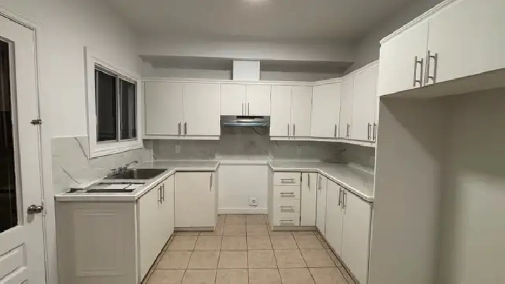 51/2 Ville saint-Laurent apartment for rent