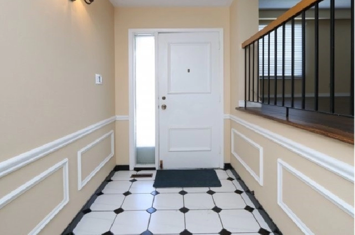 3 Bedroom House for rent in Malton, Mississauga.