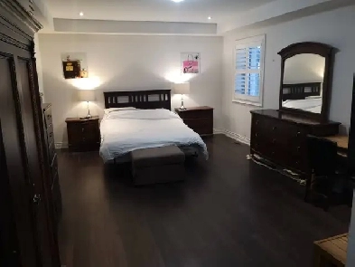 Master Bedroom for Rent in Modern NE Oakville Home (Traf/Dundas)