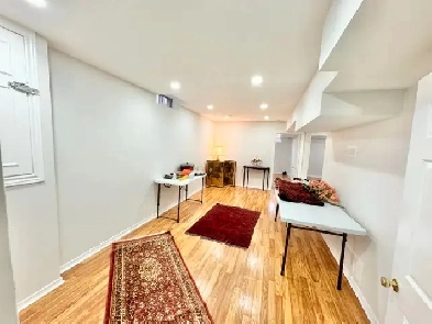 2 BED   1 BATH BASEMENT UNIT IN RICHMOND HILL