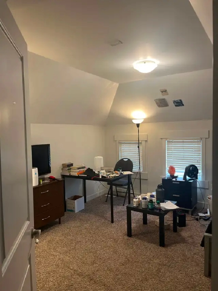 Lease Takeover (move in anytime in April)