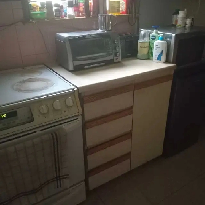 Room for Rent  Cheap Everything inclusive Heat, Hydro Water