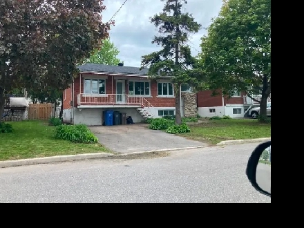 Belle chambre a louer a Brossard