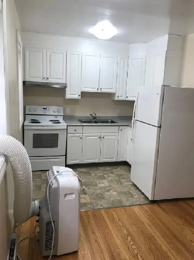 corydon Avenue 1 one bedroon suite