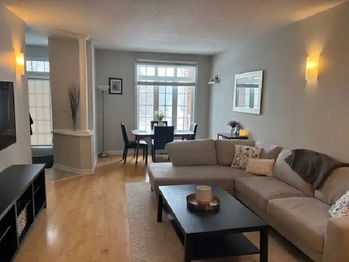 Kanata 2 bedroom, 2 bath Condo For Rent