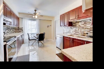 4 Bedroom Luxury House For Rent in Scarborough - April 1