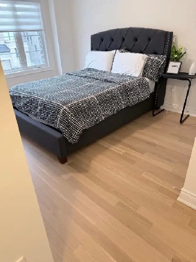 Private room for rent-Female only- in West Brampton