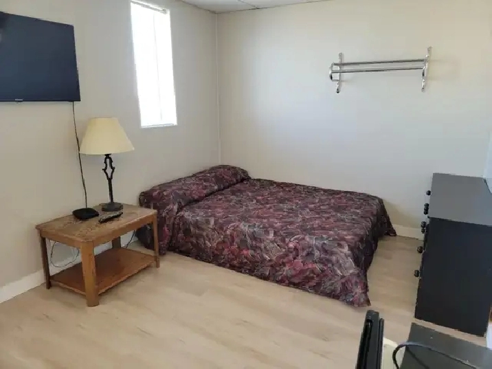 Furnished Large bachelor-All Utilities are included-Pet friendly