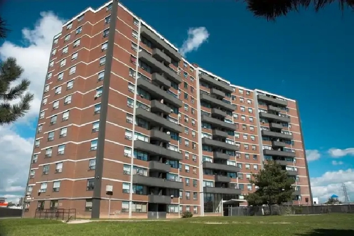 Furnished Room for Rent – Midland & Lawrence (Scarborough)