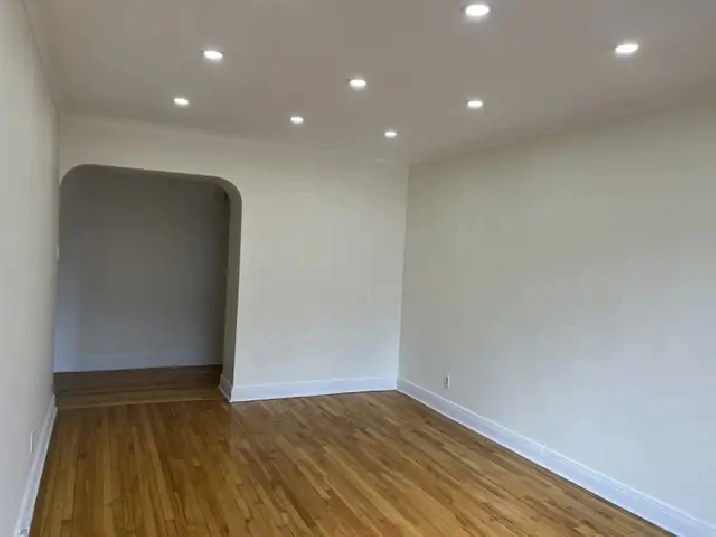 CDN.   3.5  $1350    4.5 1680,   5.5  $2100   heated renovated,