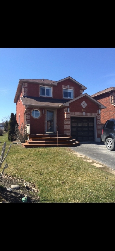 Fully Detached SW Barrie House for Rent