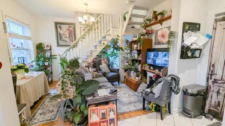 54 West Ave N, Hamilton - 3 Bedroom Apartment