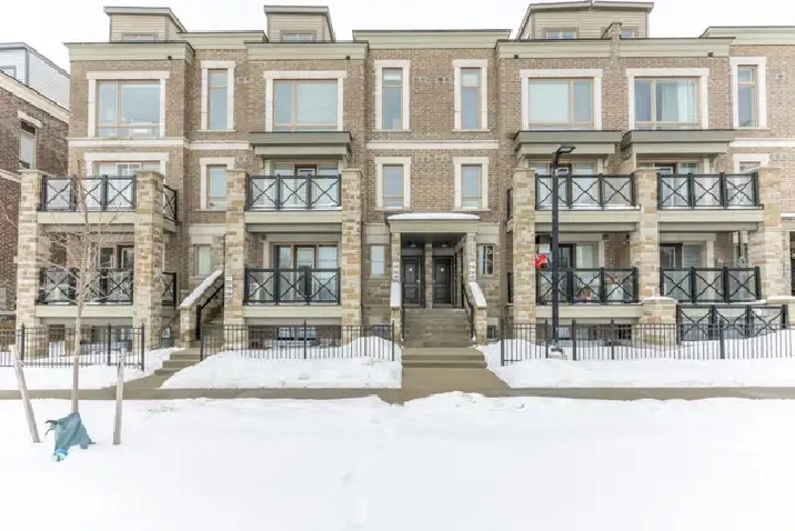 2 Bed 2 Wash Townhouse For Rent In Markham