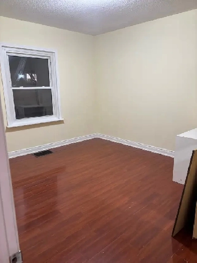 2 bedroom plus a Den Bungalow