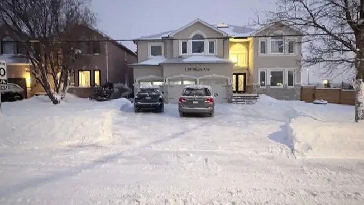 HWY 7 and Bathurst basemen unit for rent