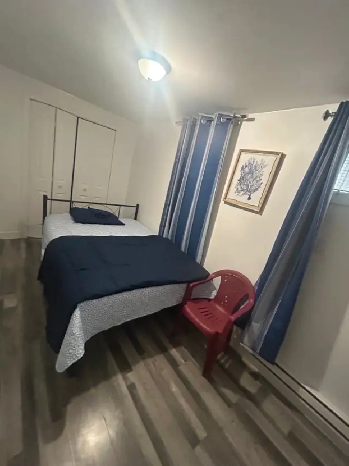 Grande chambre meublée tout frais inclus metro Honoré Beaugrand