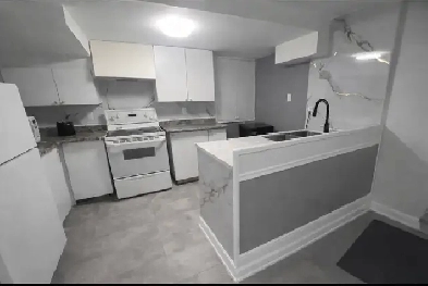 1 Bedroom in shared basement (males only) Brampton
