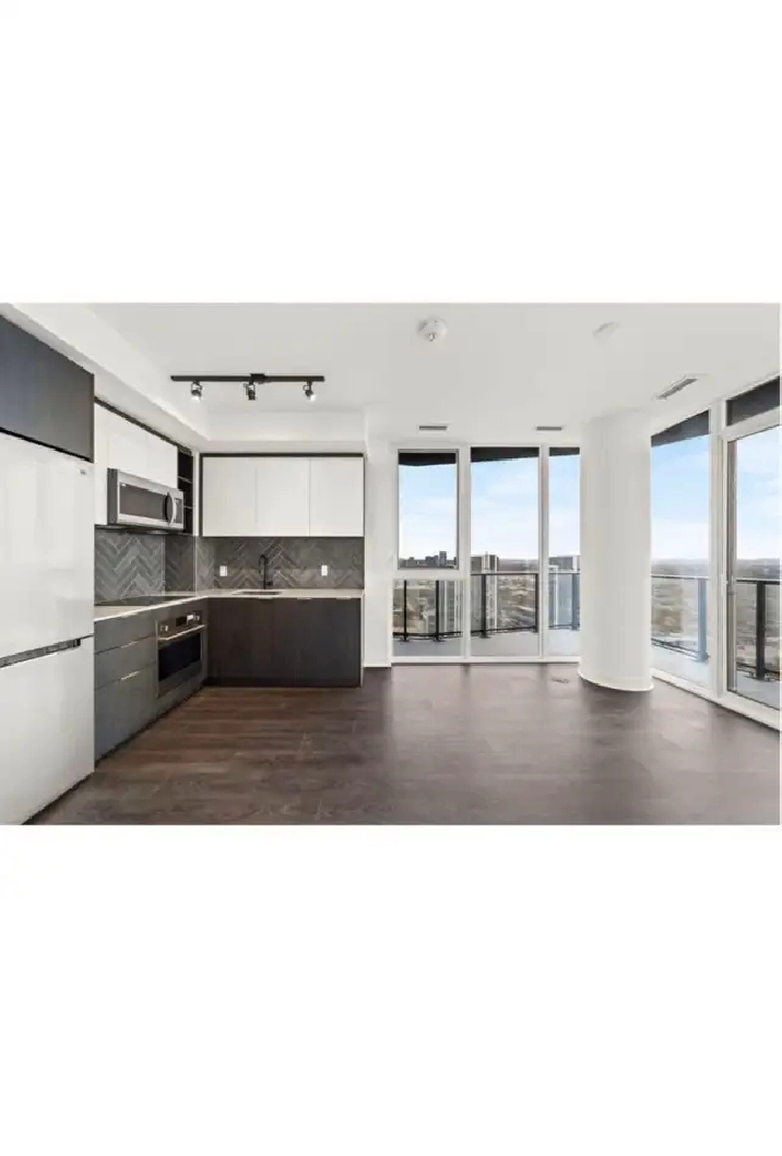 2 bedroom 2 bath Condo for rent Etobicoke