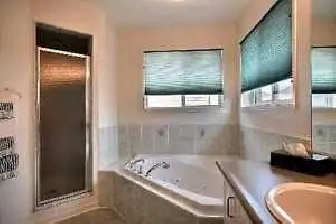 Luxury Master Bedroom for Rent in Prime Mississauga Location