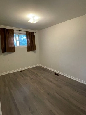 Private room for rent on main floor midtown Aurora with parking