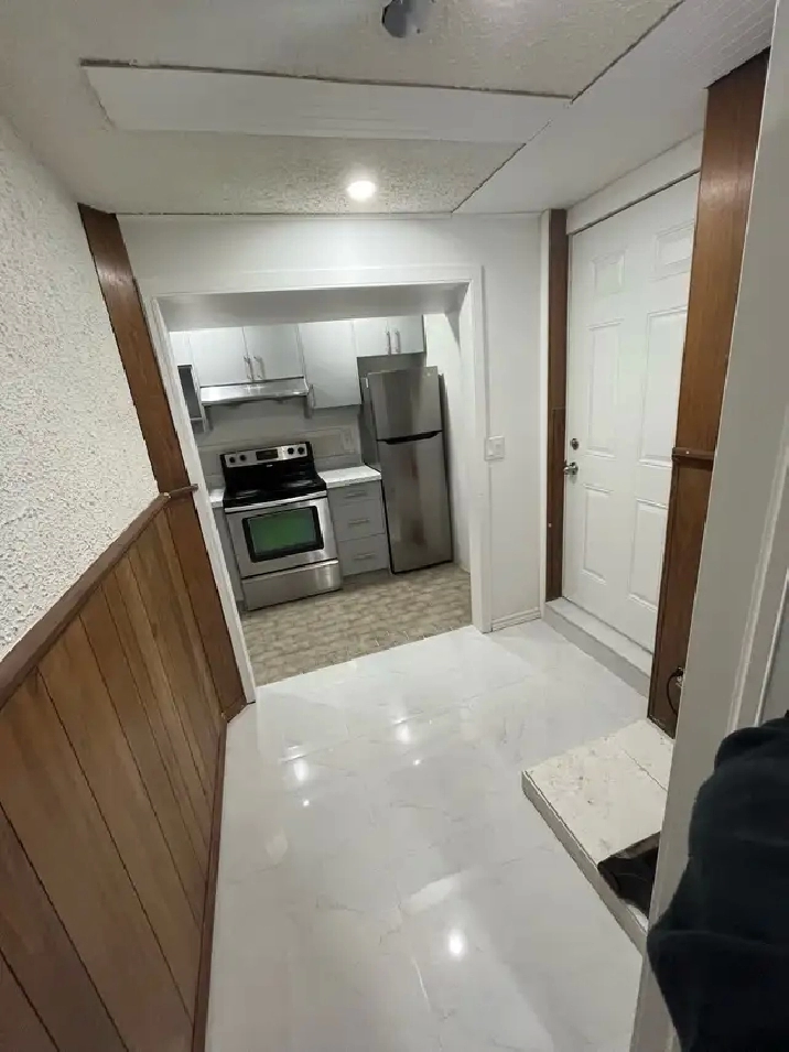 2 bedroom   1 bath & kitchen Basement