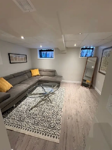 MOOSE JAW FURNISHED SUITE RENTAL