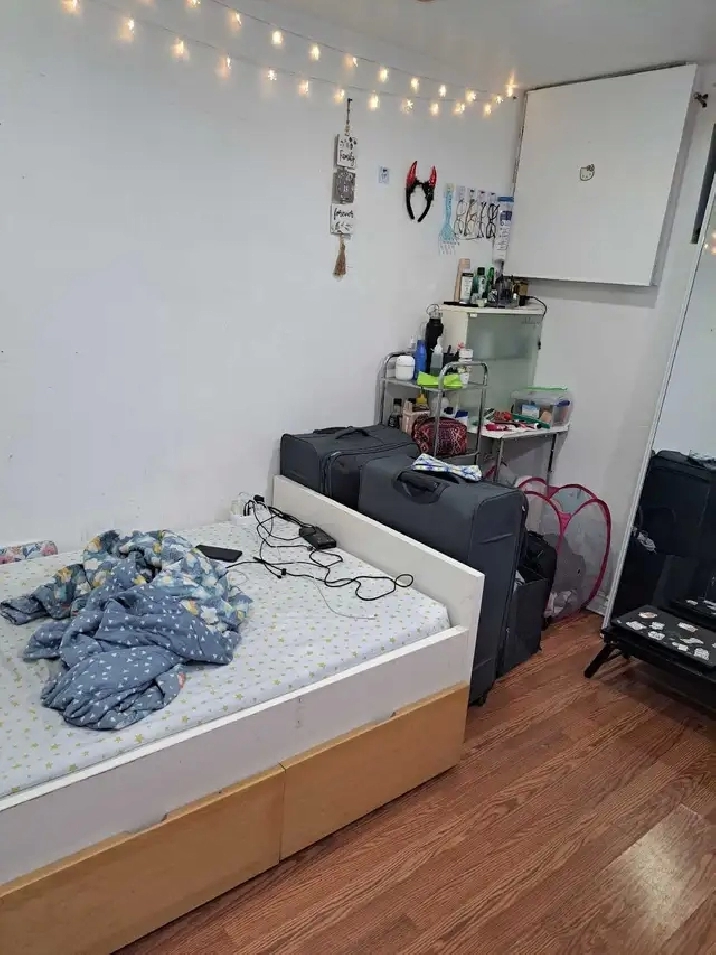 Private  Room  For  Girl