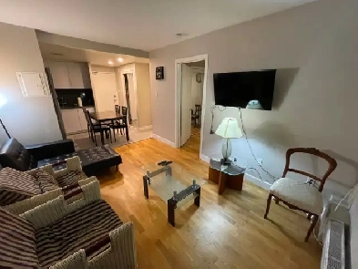 Furnished one-bdr apartment, Gerard & River, TTC 506,505, TMU