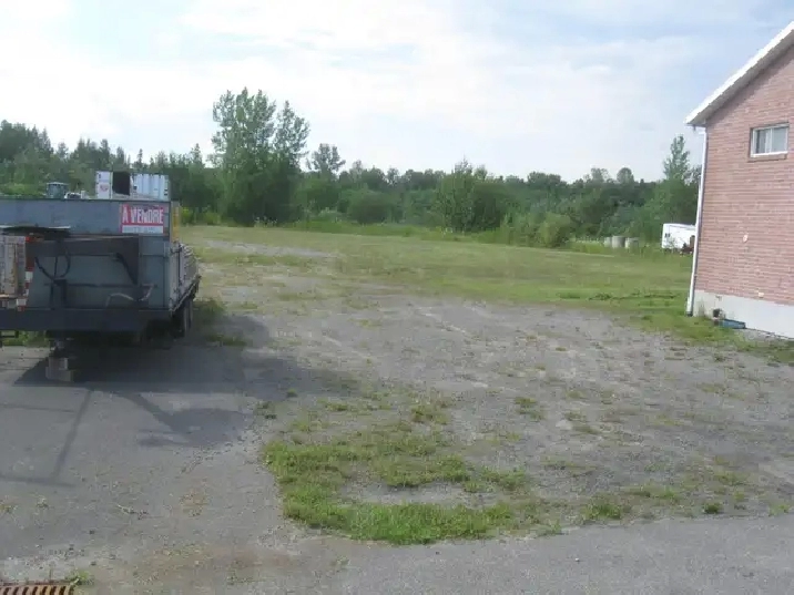 entreposage et location d'espace pour roulotte