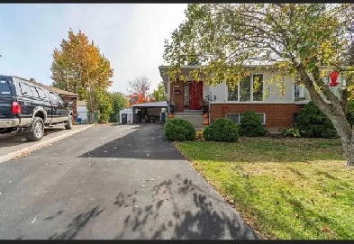 2 Bedroom House Near Bramalea City Center