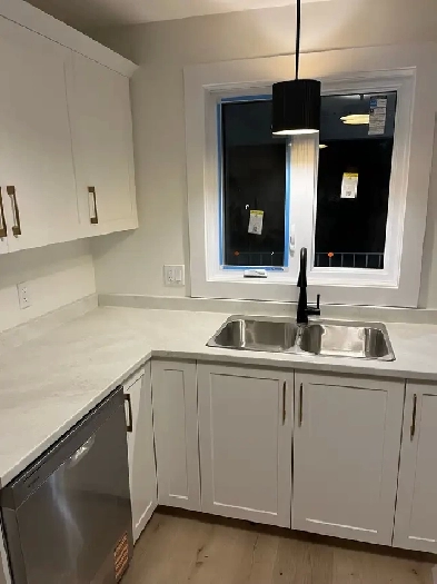 ✨ BRAND NEW SPACIOUS 2 BEDROOM APARTMENT – AVAILABLE MAY 1 ✨