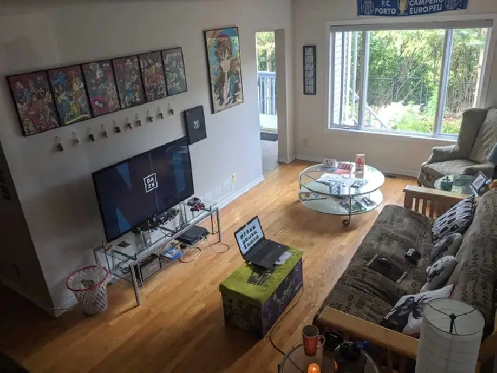 All Included Spacious Room In Beautiful/Clean/Quiet Home-Jun 1st