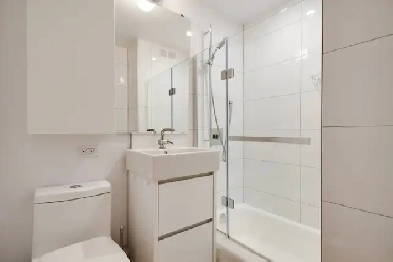 Superbe Studio Meublé au Cœur du Plateau Métro Laurier