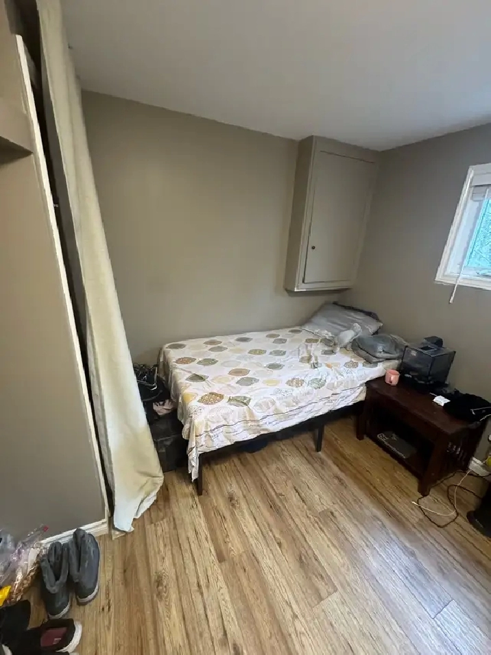 room available for malayali girl in Halifax