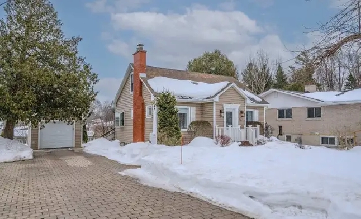 4 Beds 1 Bath House Sublease (May to August)