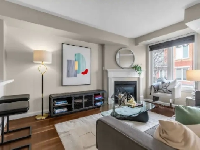 Amazing 3 Bedroom Townhouse - Queen West