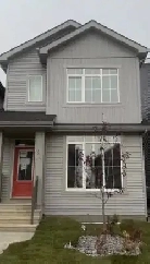 3 bedrooms 2.5 bathrooms for rent!