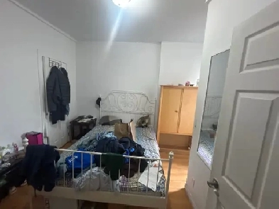 room available for rent