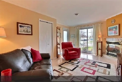 Magnifique grand condo à louer au quartier Mensnil