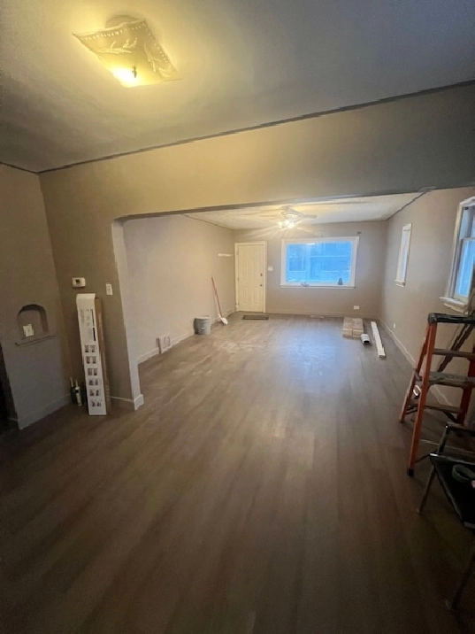 Newly Renovated 2 Bed 1 Bath for Rent