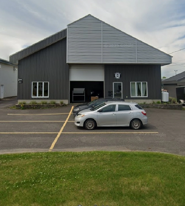 Entrepôt à louer 7000 pi²