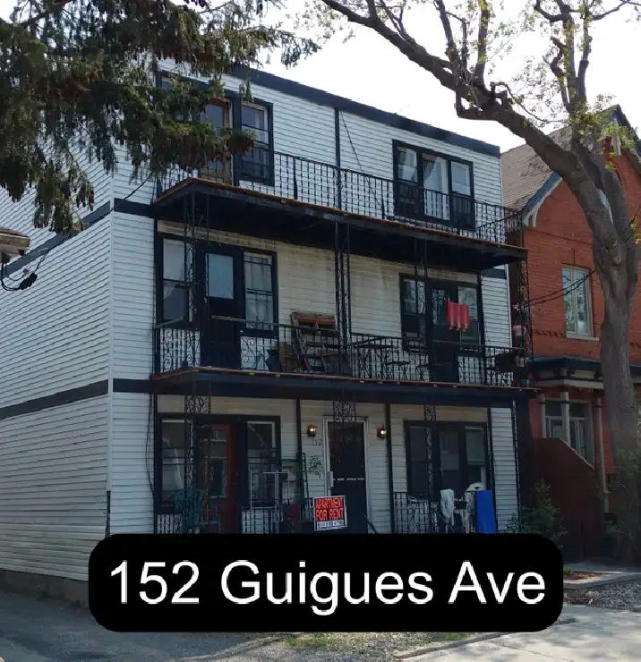 2 Bedroom ByWard Market Apartment for Rent (152 Guigues Ave)
