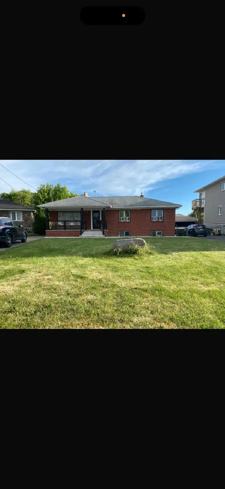 Stunning 3 Bedroom Rental in North York