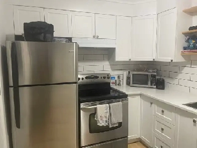 Superbe 4 1/2, 2e étage Limoilou juillet