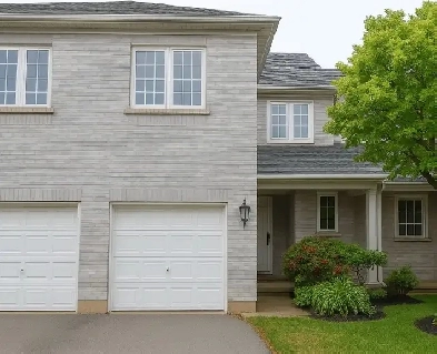 3 Bed, 2.5 Bath Townhouse | Finished Basement | Central Erin Mil