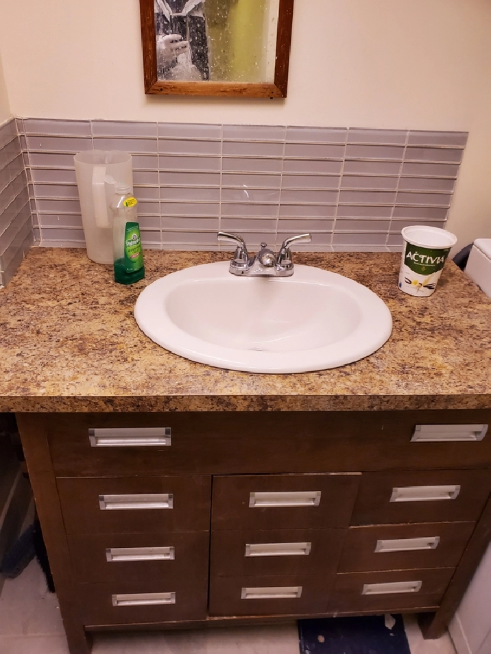 Basement Room Downtown – $449(Utilities & High-Speed Internet In