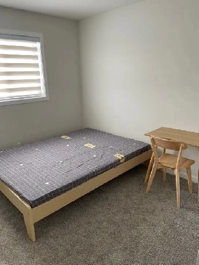 Calgary SE Bedroom for Rent-Available from May