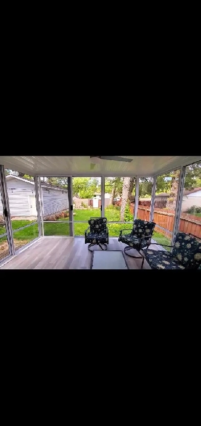 Room for Rent (University of Manitoba/Fort Richmond Area)