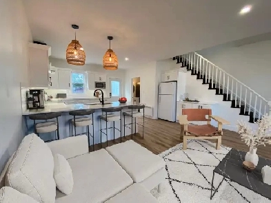 Downtown C'Town 3 BDRM, 1.5 Bath Beautifully Renovated Townhouse